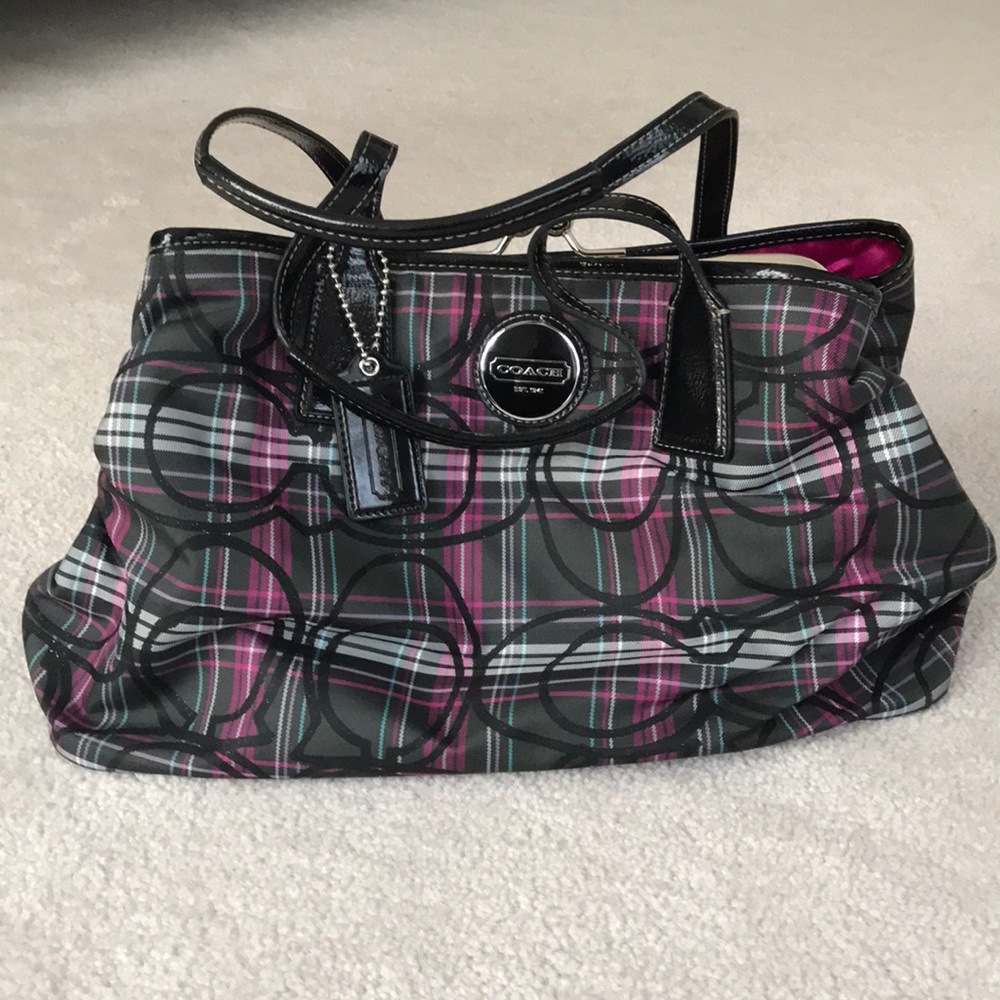 Barely used coach poppy collection purse - Picture 1 of 7